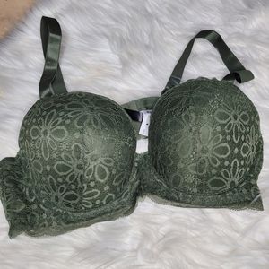 NWT Kiss & Tell intimates bra